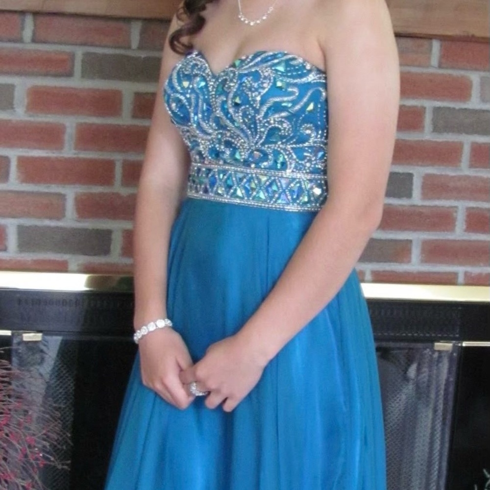 Prom Dress. Blush Prom Dress by Alexia. Size 2 Full Length